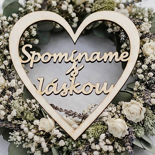 Dekorácie - Drevený nápis spomíname s láskou 20cm - 18606017_