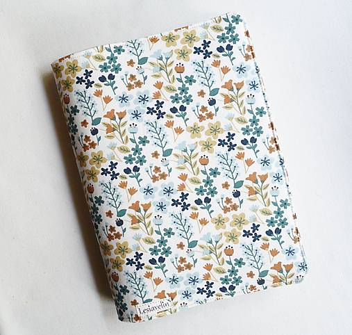Papiernictvo - Obal na knihu nastaviteľný - Modro bežove mini kvety (bavlna) - 18607810_