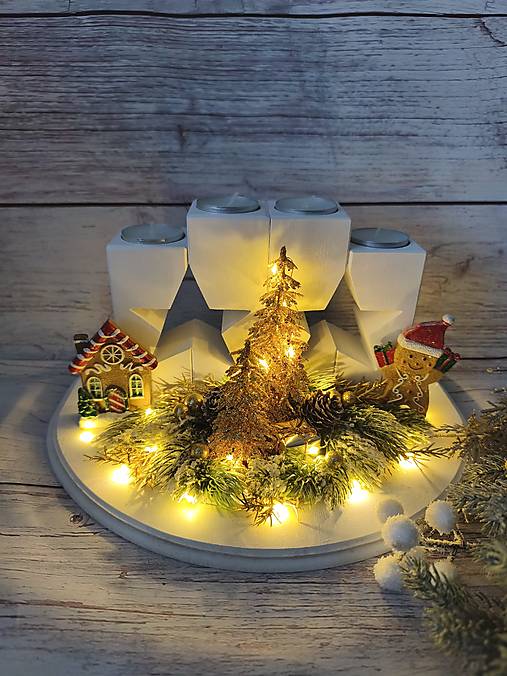 Svietidlá - Adventný  svietnik drevený - 18618563_