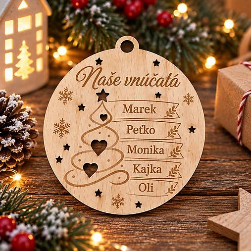Dekorácie - Drevená vianočná ozdoba: Naše vnúčatá s menami - 18625145_
