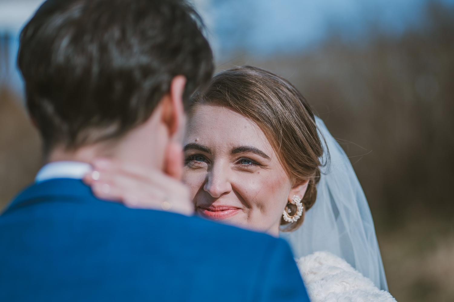 nevesta hľadiaca na ženícha